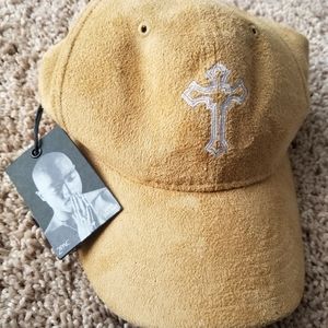 New very soft mess like material. Still has it's t